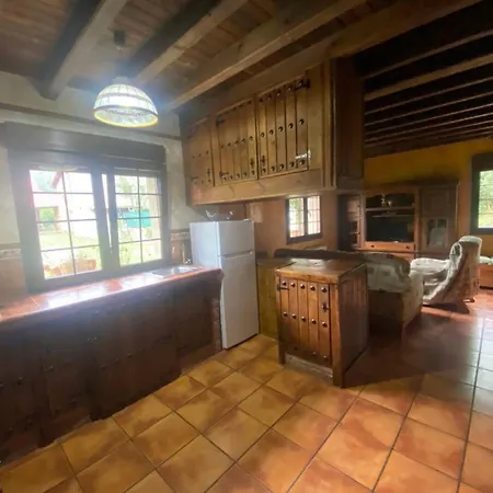 Avellanos Casa 3 * Celis