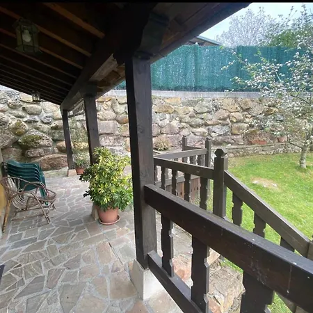 Gospodarstwo wiejskie Avellanos Casa 3 Celis