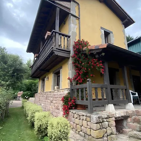 Avellanos Casa 3 * Celis